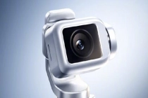 全球首款机器人手机上市！荣耀Robot Phone首销 9999元起