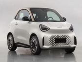 又萌又硬核！smart精灵2号伪装车亮相街头：定位两座纯电小车